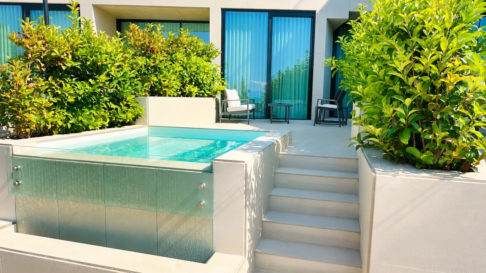 Executive suite with private jacuzzi
